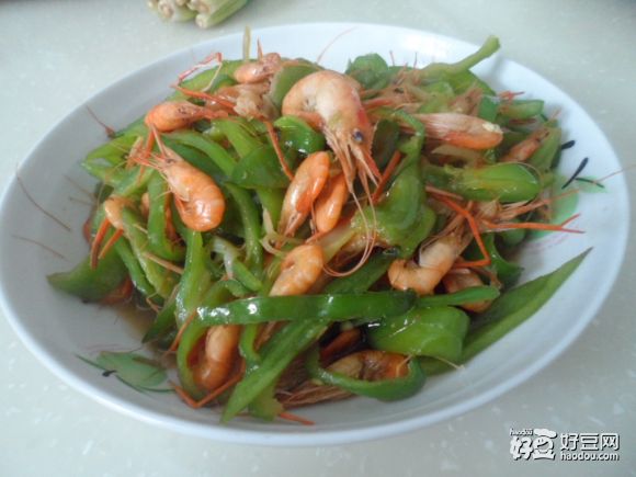 青椒红虾