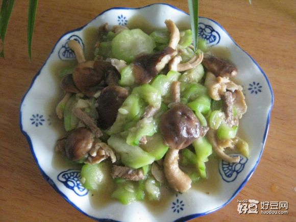 丝瓜香菇炒肉