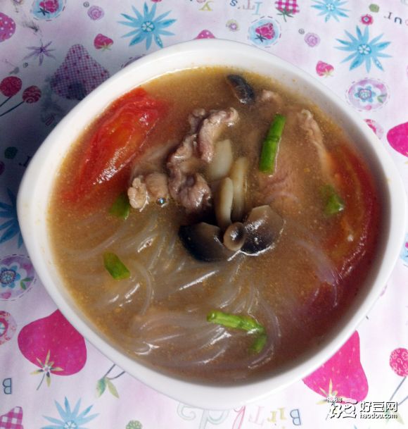真姬菇番茄肉片汤