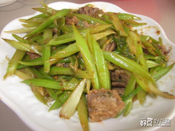肉炒芹菜