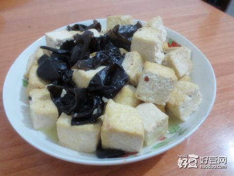 木耳炖豆腐