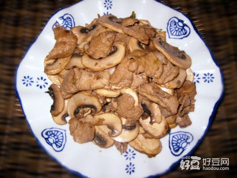 口蘑炒肉片