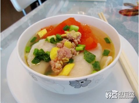 鸡蛋芹菜鲜肉汤水饺