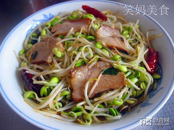 熏肉炒黄豆芽