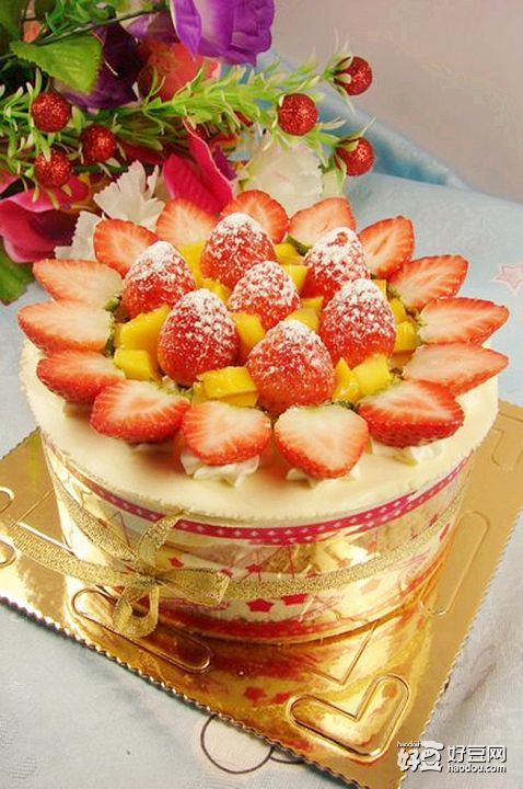 草莓榴梿棋格蛋糕