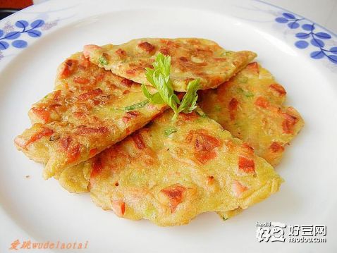 胡萝卜大麦粉蛋饼