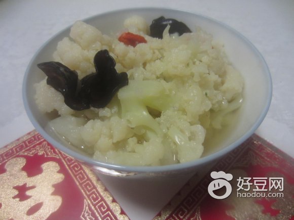 花菜虾皮枸杞汤