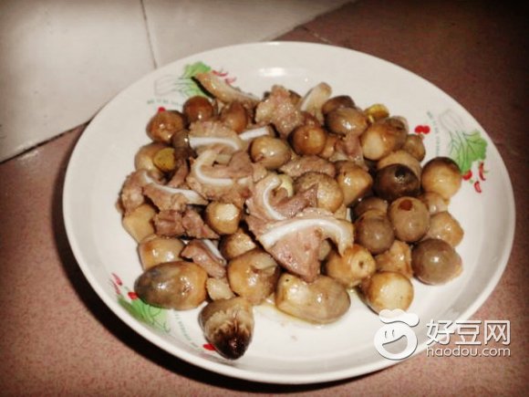 脆骨炒草菇