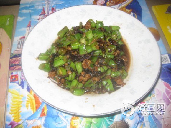 梅干菜肉末炒四季豆