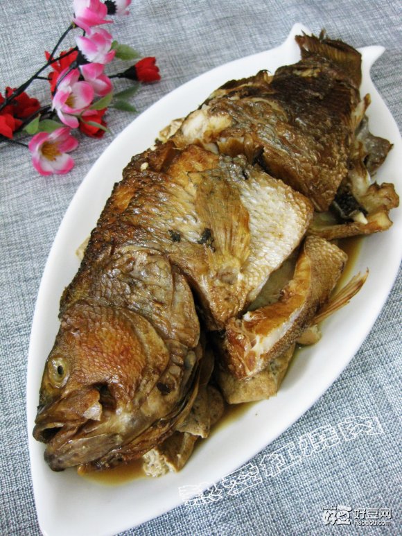 河鲈鱼炖豆腐