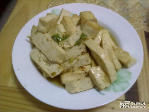 红油香葱酱豆腐