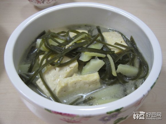 土豆海带丝豆腐汤