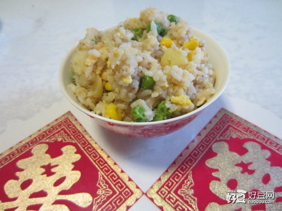 菠萝炒饭