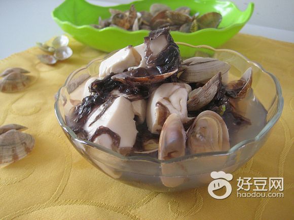 花蛤豆腐紫菜汤