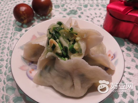 韭菜鸡蛋粉条水饺