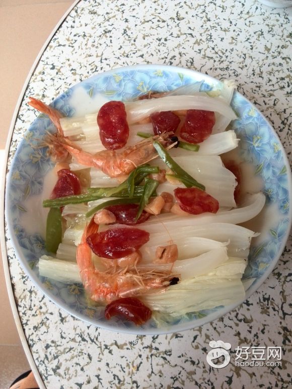 广式腊肠蒸白菜