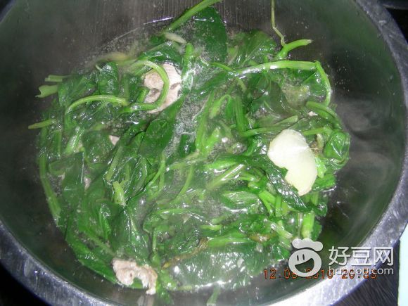 小菜苗瘦肉汤