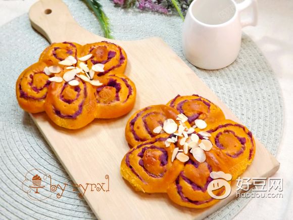 红甜椒紫薯花朵面包