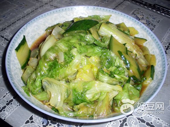 蚝油黄瓜生菜