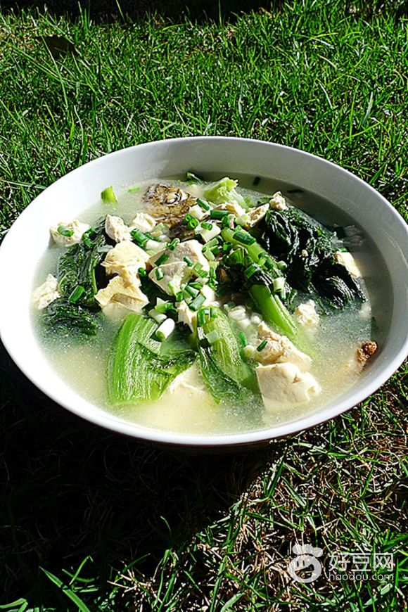 芥菜豆腐鱼汤