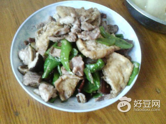 油豆腐瘦肉炒青辣椒