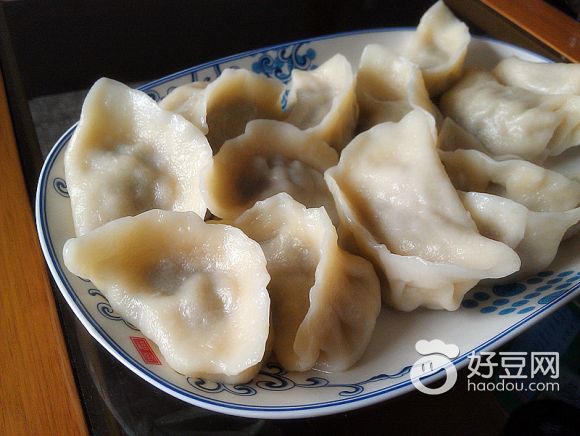 芹菜肉水饺