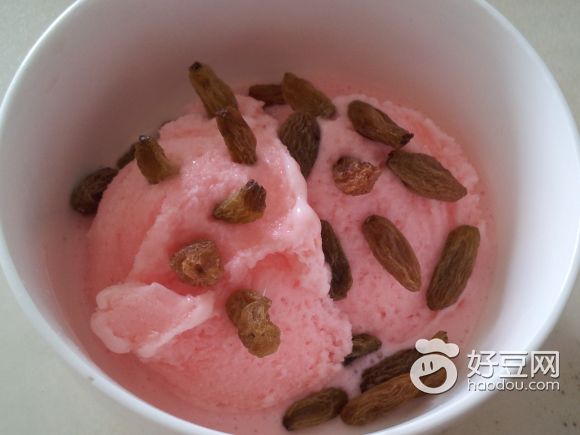 自制草莓冰淇淋