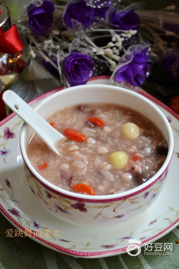 莲子薏米红豆粥