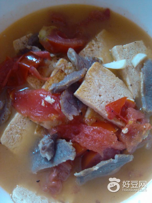腊肉番茄炖冻豆腐