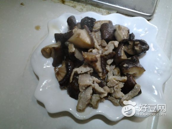 香菇炒肉丝