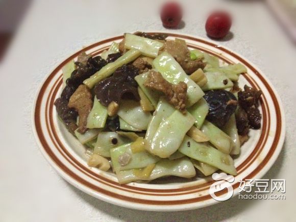 梅豆角木耳炒肉片