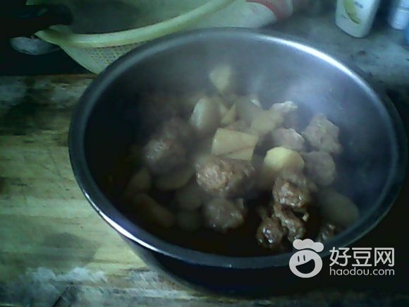 肉丸烧土豆