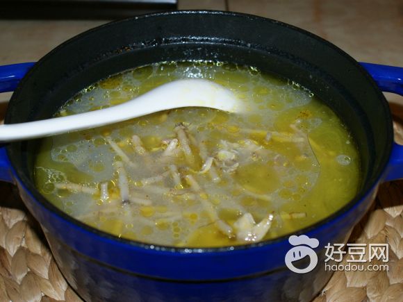 鱼腥草炖鸡汤