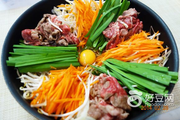 韩式牛肉锅