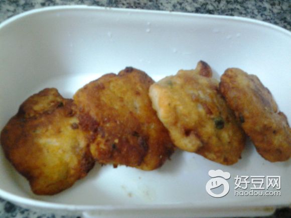 土豆芋头肉末饼