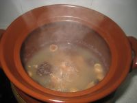 膨鱼腮胖大海煲瘦肉