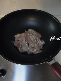 鸡肉蘑菇味番茄酱意粉