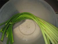 凉拌手撕蒜苔