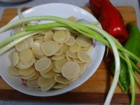 青蒜炒豆饼
