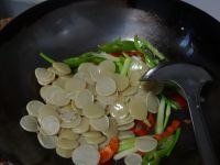 青蒜炒豆饼