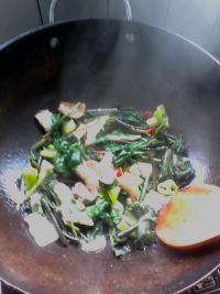 五花肉炒野菜