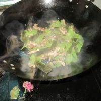 莴笋海带炒肉