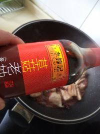 蒜薹红烧肉