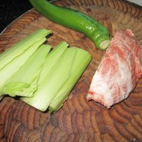 青白菜梗子炒肉