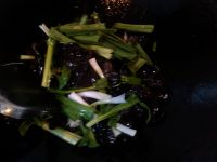 木耳大蒜炒肉