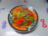 芹菜胡萝卜肉丝