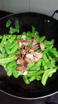 咸肉炒荷兰豆