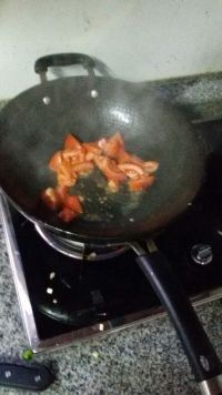 芹菜叶番茄蛋汤