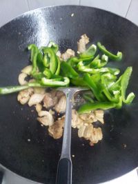 青椒炒肉