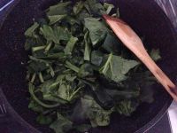 菠菜虾皮鸡蛋汤